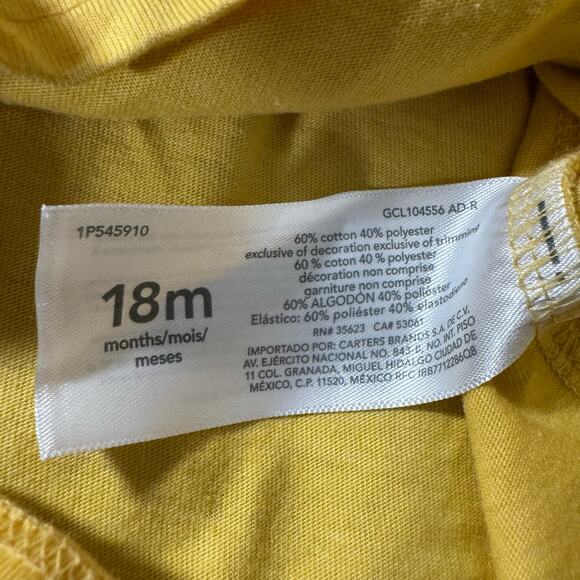 OshKosh/Carter’s 2-Piece 18M Girl Outfit – Eyelet Top & Jeggings - Picture 4 of 5